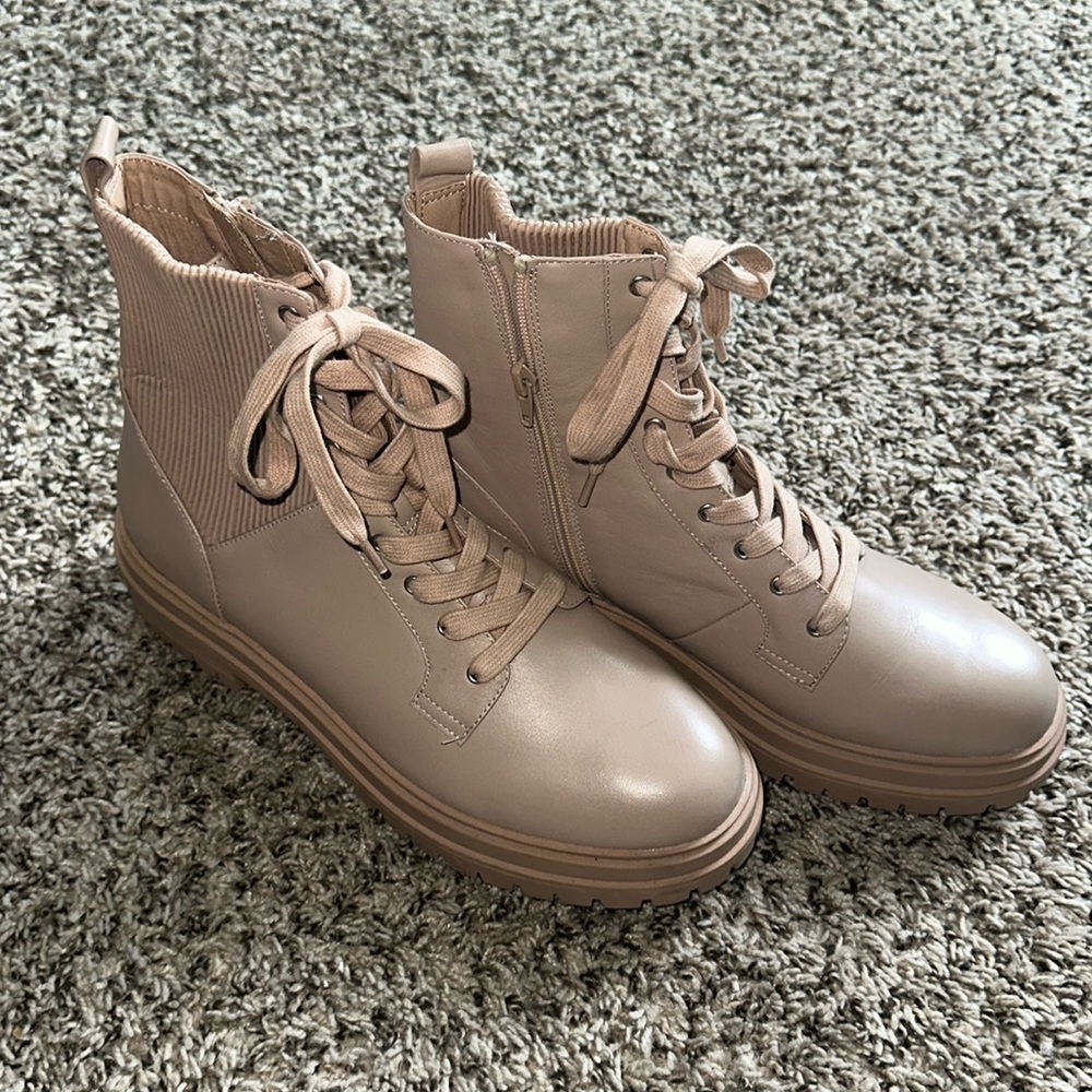 Chelsea & Violet khaki lace up combat boots Sz 11